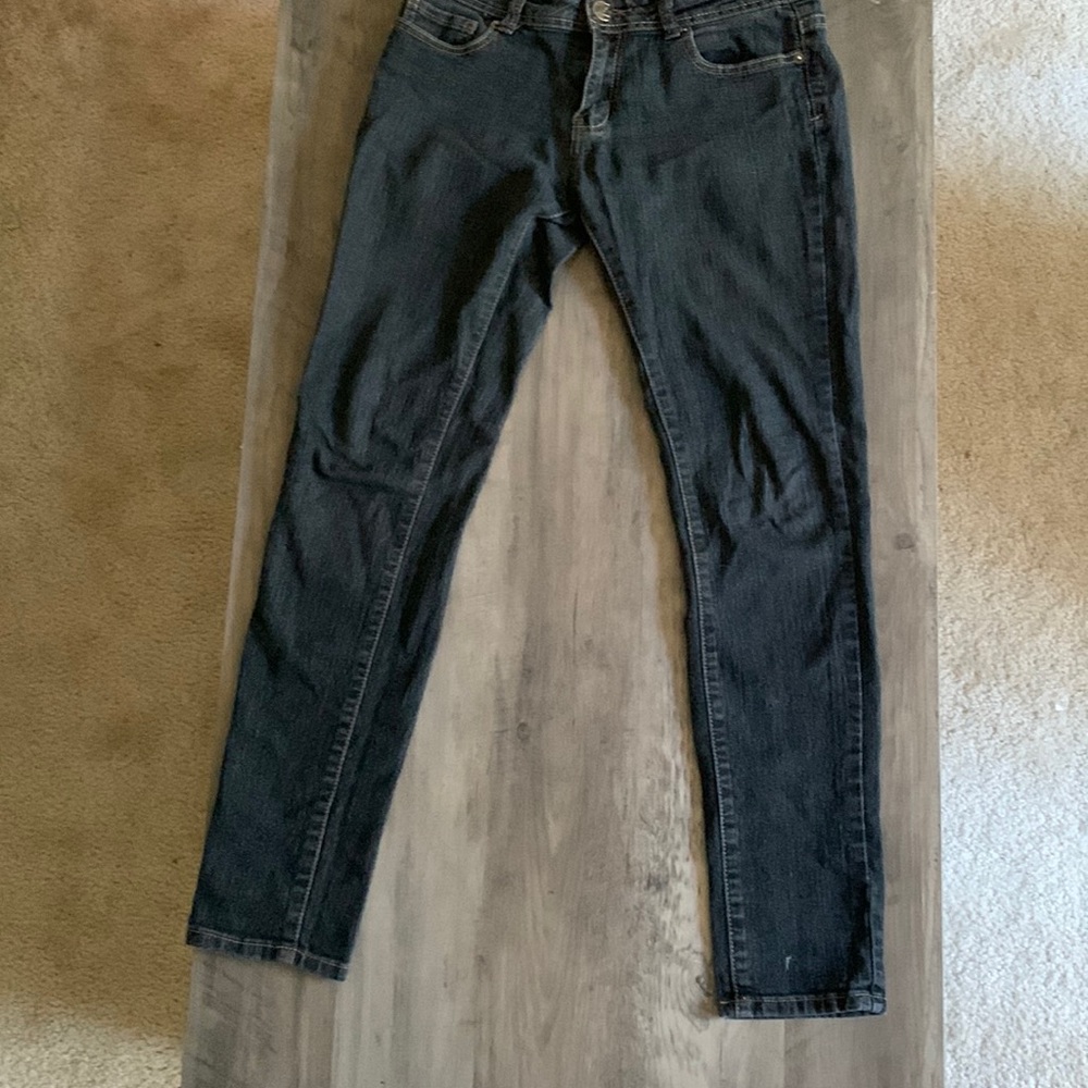 Low/mid rise dark denim for women size 5